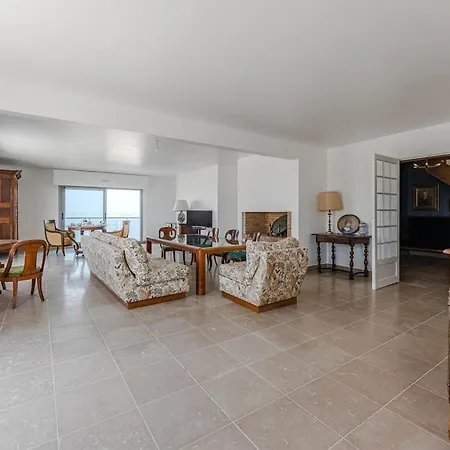 Exceptional Sea View Apartment