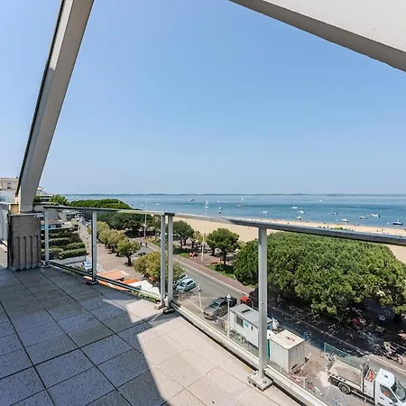 Exceptional Sea View